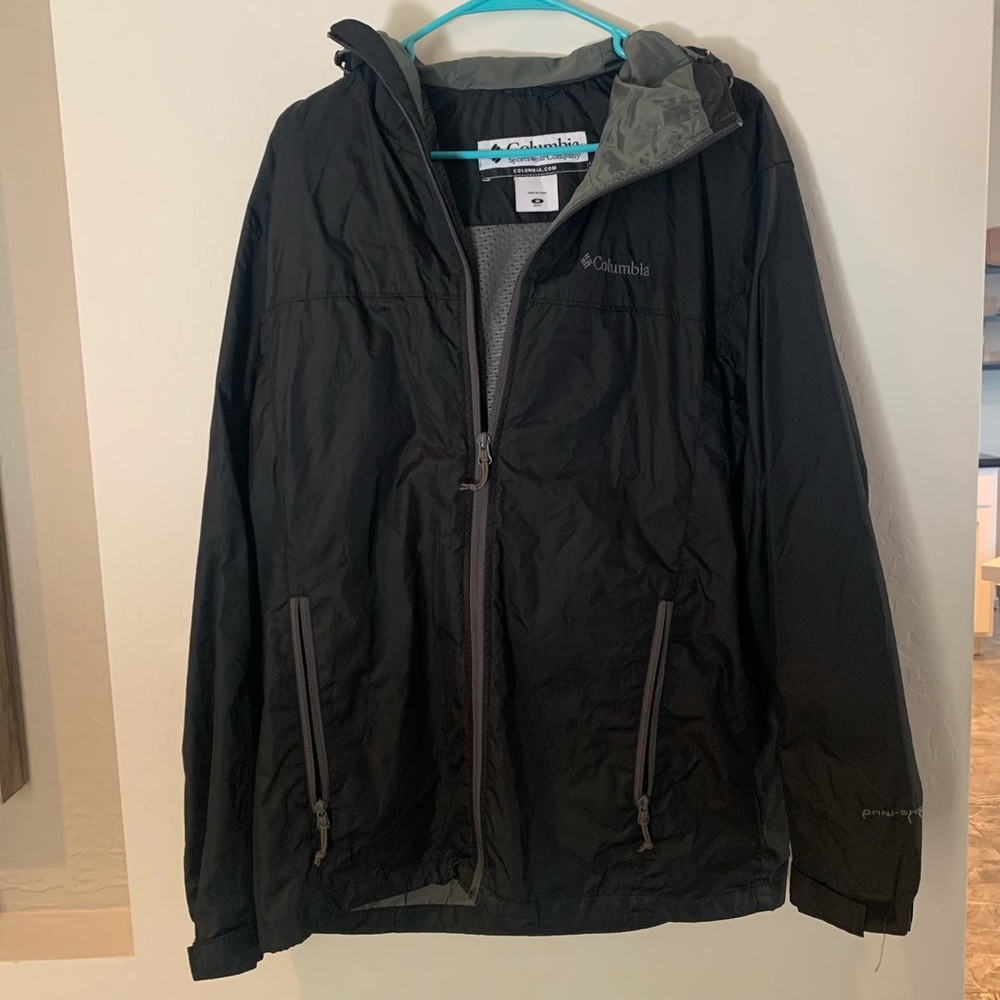Men’s Columbia Jacket